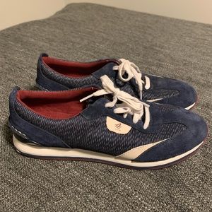 SPERRY Top-Sider Sneakers. Size 9M
